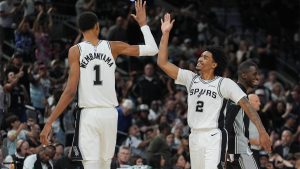 Dylan Harper firma su mejor actuación en la NBA