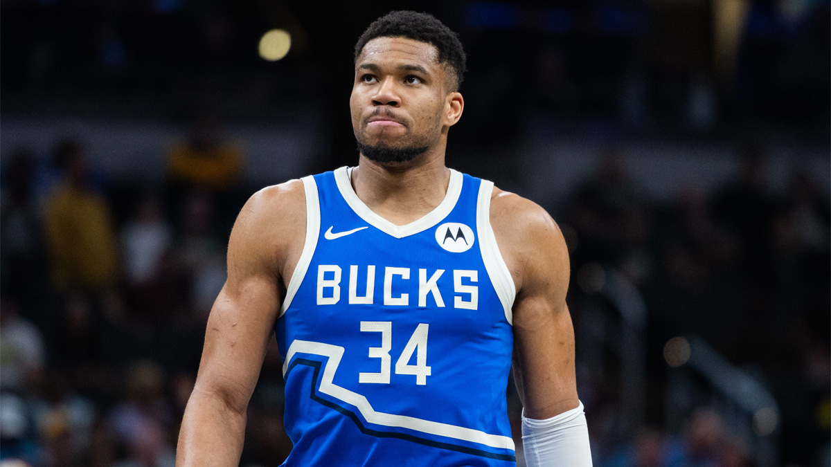 GIannis, comprometido con los Bucks