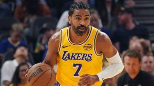 Gabe Vincent, disputando un partido con Los Angeles Lakers.