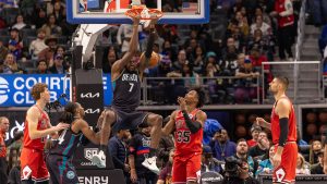 Los Pistons siguen intratables