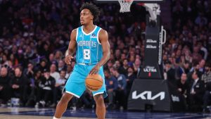 Collin Sexton atrae las miradas de los Timberwolves.