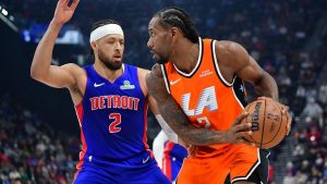 Kawhi firma la máxima anotación de su carrera