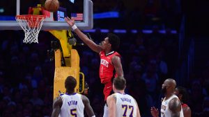 El físico de Houston se impone a los Lakers