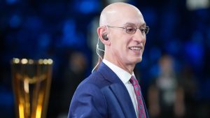 Adam Silver sigue queriendo combatir el tanking