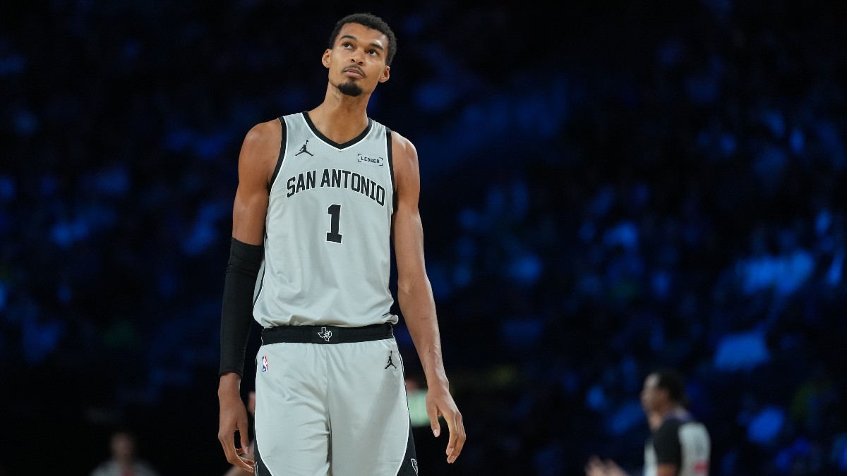 Wembanyama podría ser suplente otra vez