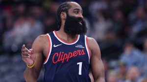 Harden y los Clippers buscan su salida