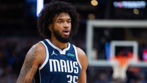 Marvin Bagley III, jugando con los Dallas Mavericks en febrero de 2026.