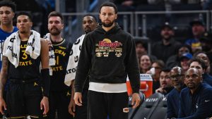 Curry seguirá siendo baja unos días