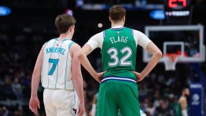 Kon Knueppel y Cooper Flagg comparten escenario.