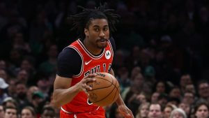 Jaden Ivey, disputando un partido con los Chicago Bulls.