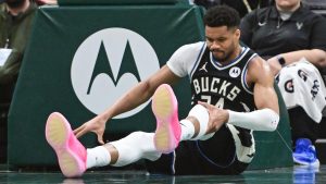 Giannis vuelve a lesionarse