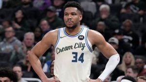 Los Bucks reciben una paliza en la vuelta de Giannis