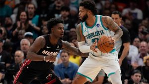 Los Hornets eliminan a Miami