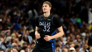 Cooper Flagg anota 45 puntos a los Lakers