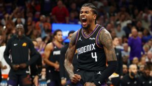 Jalen Green, celebrando una acción en el partido de play-in ante los Warriors.