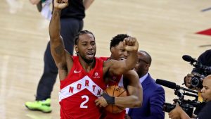 Kawhi Leonard celebra el campeonato de 2019 con los Raptors.