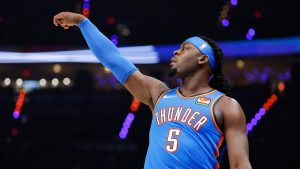 Luguentz Dort en un partido con los Thunder.