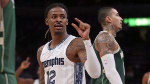 Ja Morant en un partido con los Memphis Grizzlies.