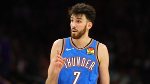 Chet Holmgren, disputando un partido con los Oklahoma City Thunder.