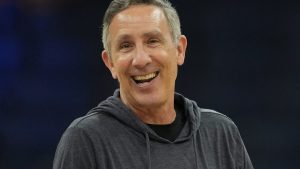 Chip Engelland, durante su etapa como asistente de los Oklahoma City Thunder.