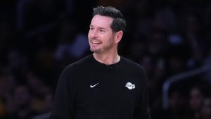 J.J. Redick, entrenador de los Lakers.