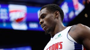 Jalen Duren durante un partido con los Detroit Pistons.