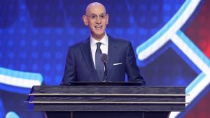 Adam Silver valora la sanción a los Clippers