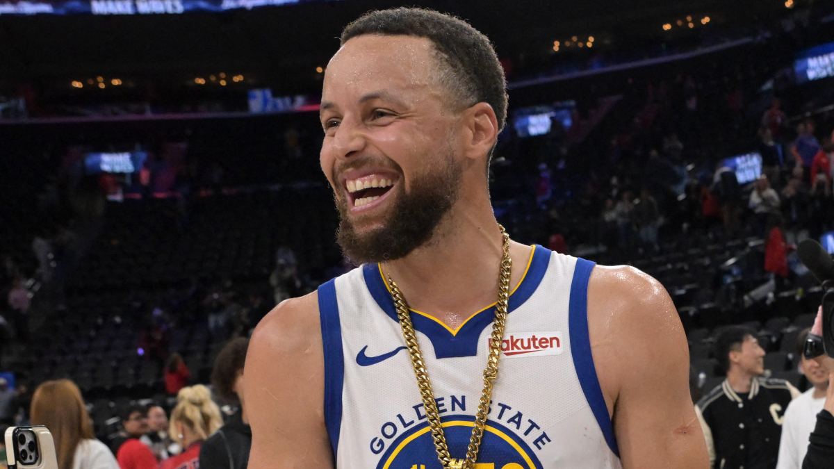 Los Warriors ofrecen total libertad a Stephen Curry para su contrato