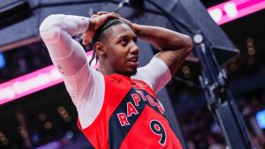 R.J. Barrett, disputando un partido con los Toronto Raptors.