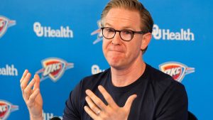 El general manager de los Thunder, Sam Presti, durante una conferencia de prensa.