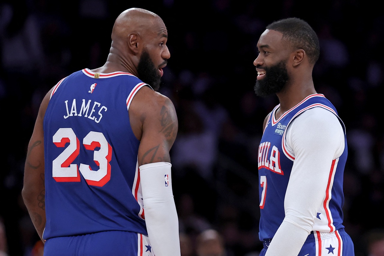 Los Philadelphia 76ers vencen a los Knicks en el debut de LeBron y Jaylen Brown