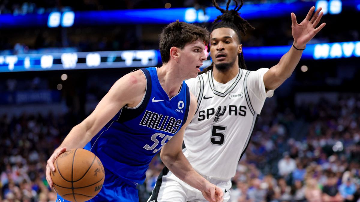 Sergio de Larrea brilla con los Mavericks en la NBA
