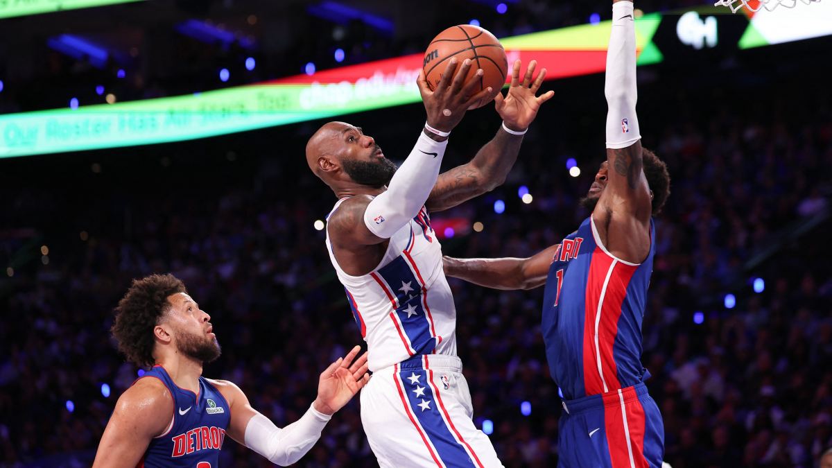 Detroit explica a LeBron que no todo van a ser sonrisas