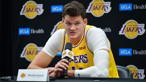 Walker Kessler sigue sin jugar